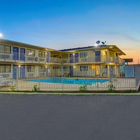 Motel 6-Lumberton, Nc Екстер'єр фото